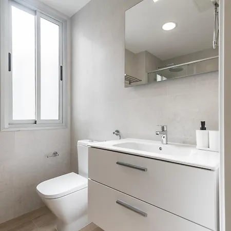 Home2book Chic Attic City&beach Views Palmas Апартаменты